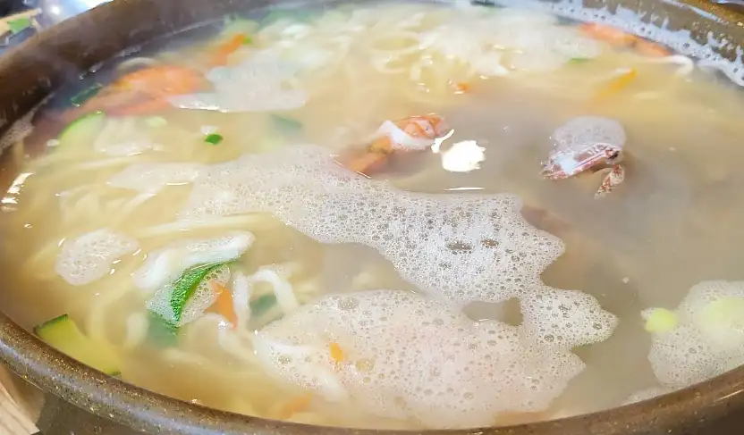 그집보쌈 칼국 메뉴 바지막칼국수 사진