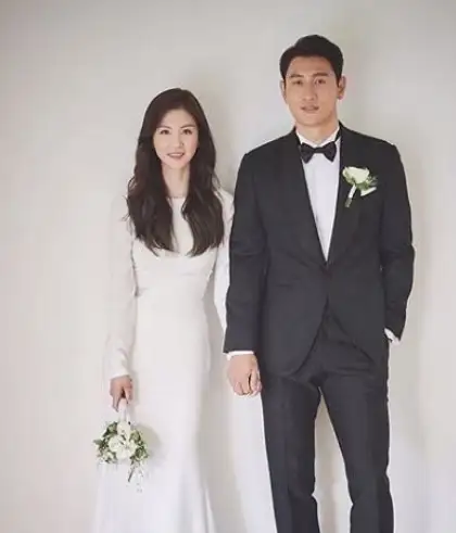 지동원 아내 강지은 사진